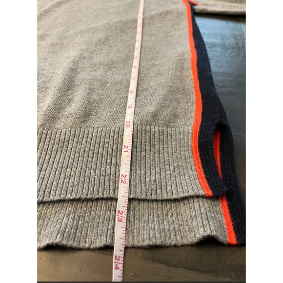 JCP Gray sweater -Navy and Orange Trim - Sz M - Picture 8 of 10